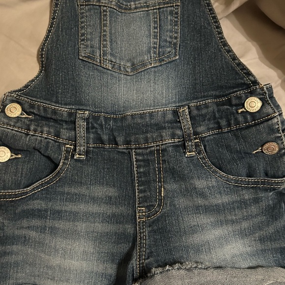 Jordache Girls Frayed Hem Shortall Size 7/8 - Picture 8 of 9